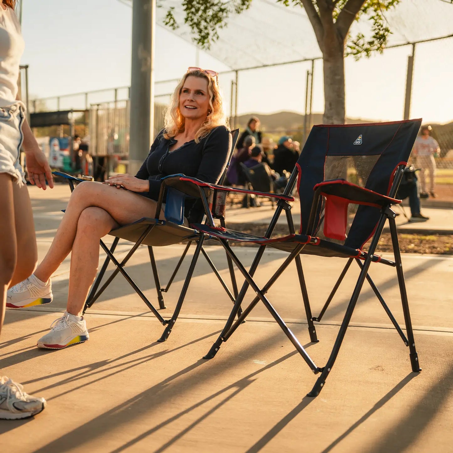 Telescoping Frame Comfort Quad Chair - Choice 989 - Pico Compact Folding Camp Chair with Carry Bag Detail
